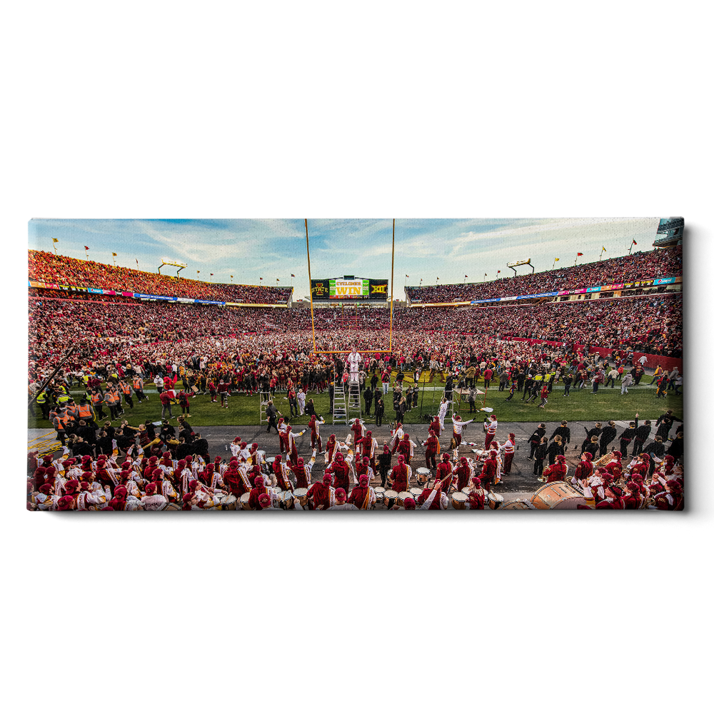 Iowa State Cyclones - Cyclones Win, Storm The Field Panoramic