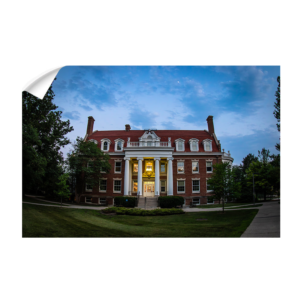 Iowa State Cyclones - Twilight Mansion
