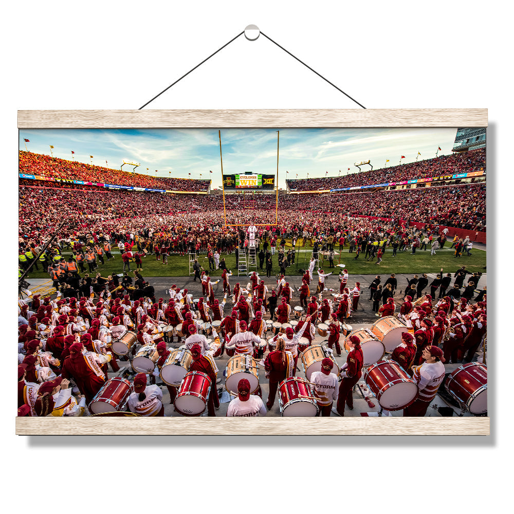 Iowa State Cyclones - Cyclones Win, Storm The Field